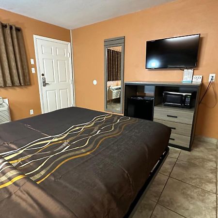 New Corral Motel Викторвил Екстериор снимка