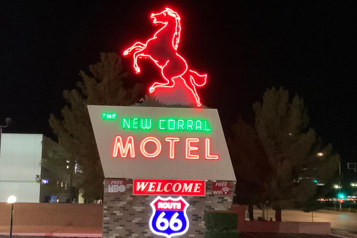 New Corral Motel Викторвил Екстериор снимка