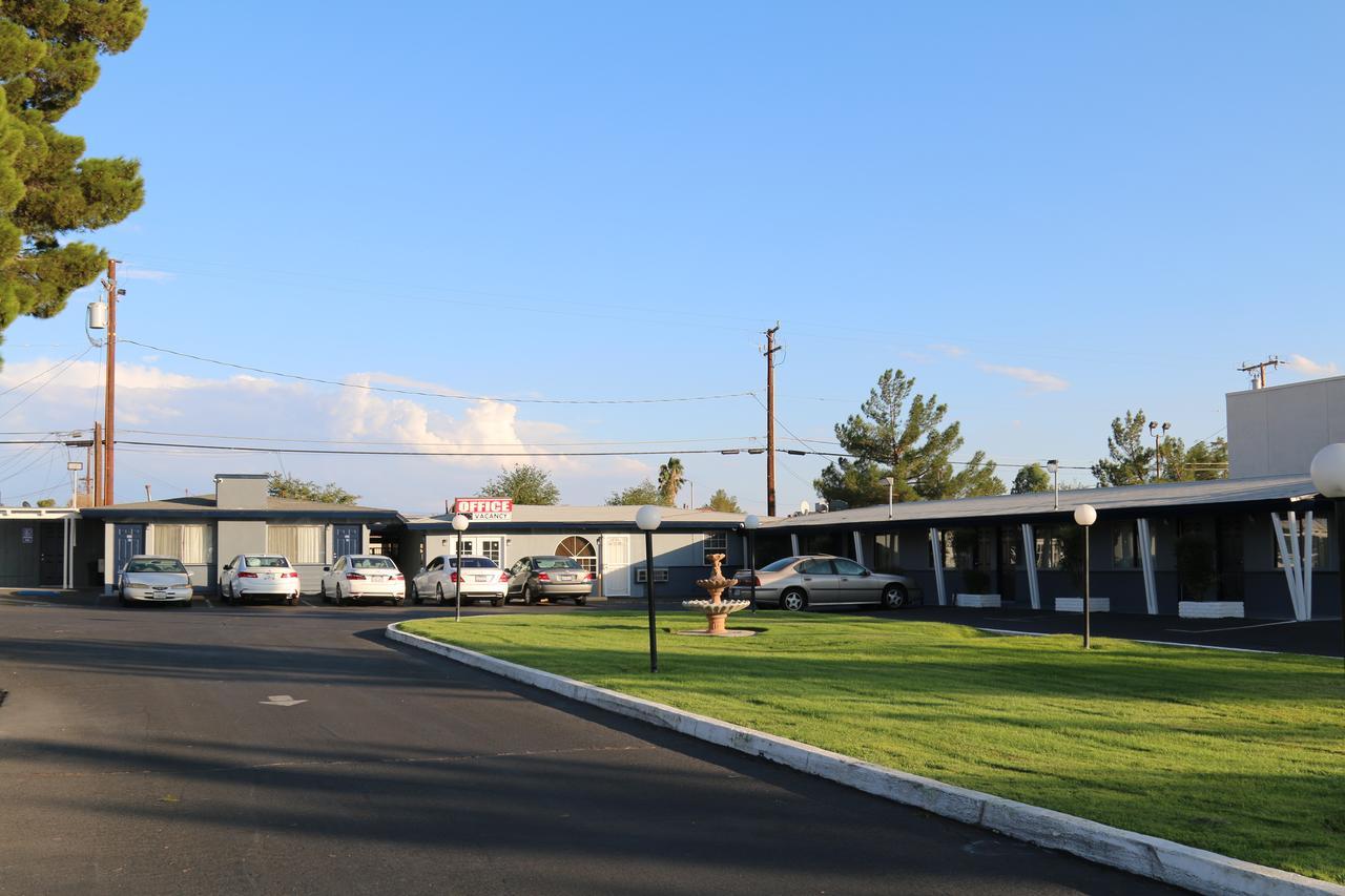 New Corral Motel Викторвил Екстериор снимка